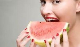 吃瓜不刷牙的网红,网红不刷牙的日常揭秘