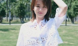 娱乐吃瓜酱服装图片高清,揭秘娱乐吃瓜酱的潮流服装搭配
