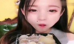 网红吃瓜小姐姐是谁呀,她是如何成为网络红人的？